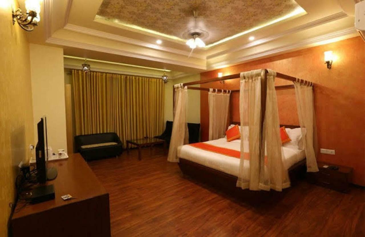 King Room