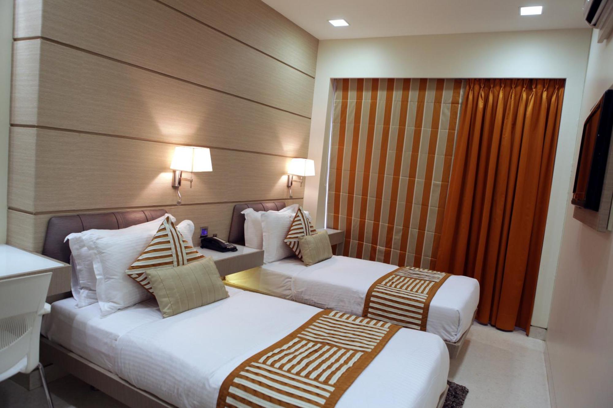 Deluxe Twin Room
