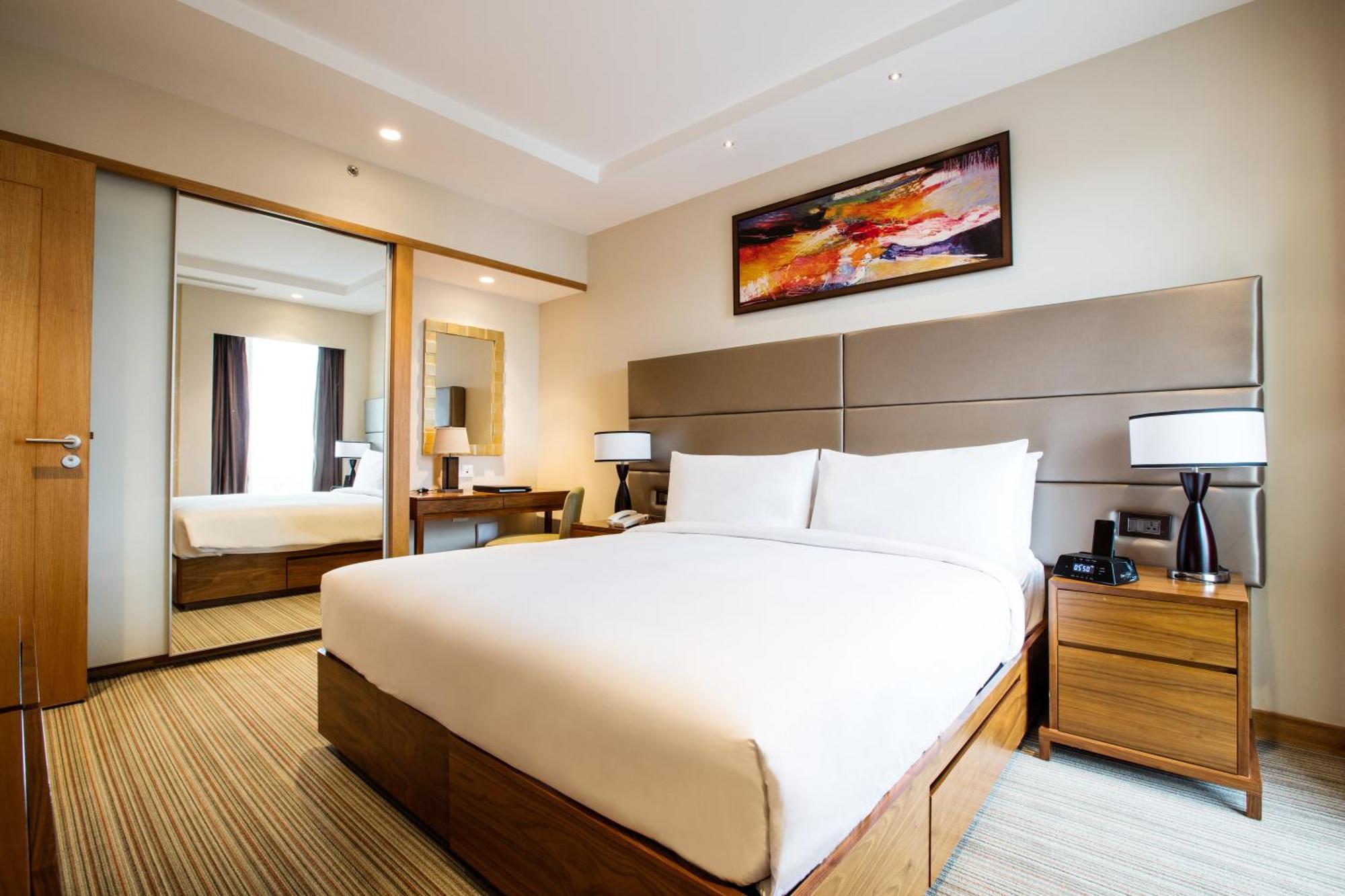 Premier Room