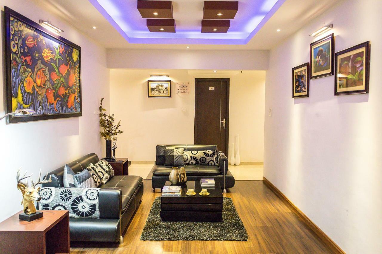8-Bed Mixed Dormitory Room