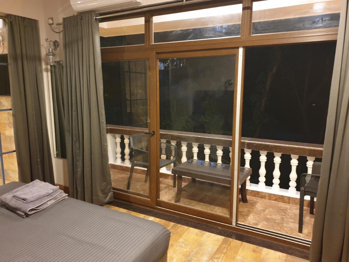 Large Twin Room