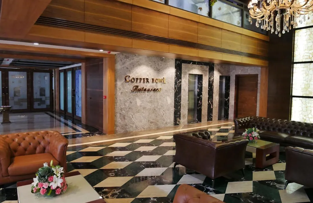 Hotel Hills-1
