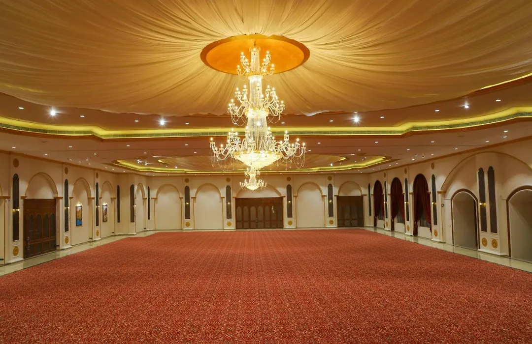 Ratna Vilas Palace-1