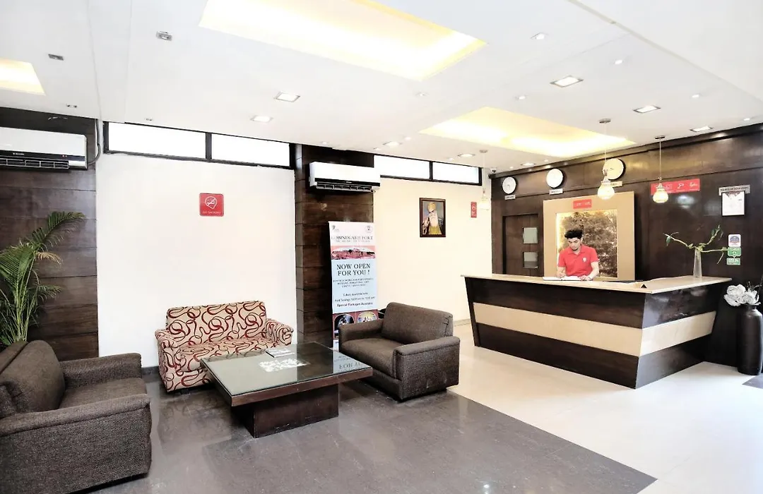 Capital O 15395 Hotel 42-1