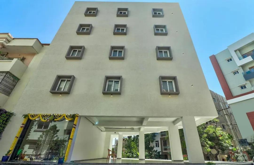 Treebo Sriz Cozy Seethamadhara-1
