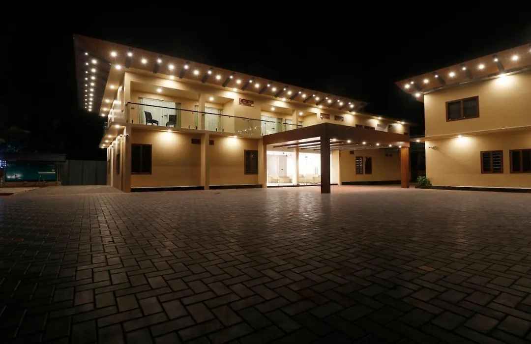 Grand Vistara Airport Suites With Complimentary One Way Airport Transit At 500 Metres From Cochin Airport-1