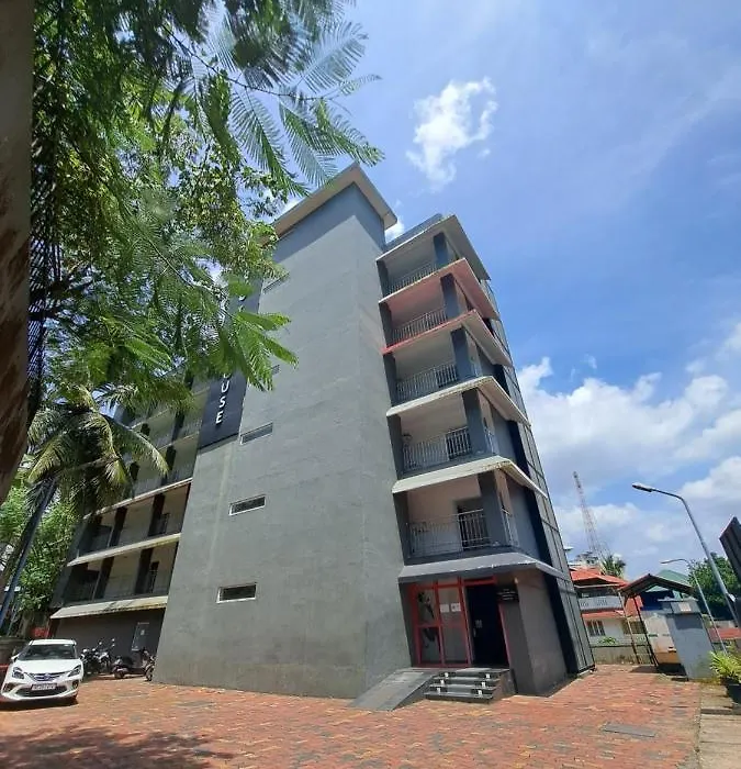 Xenia, Gcda, Kakkanad-1