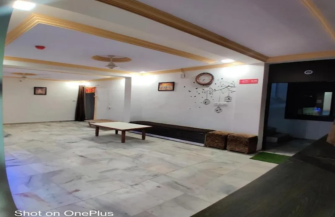 Hotel Sarovar Inn - Ahmedabad-1