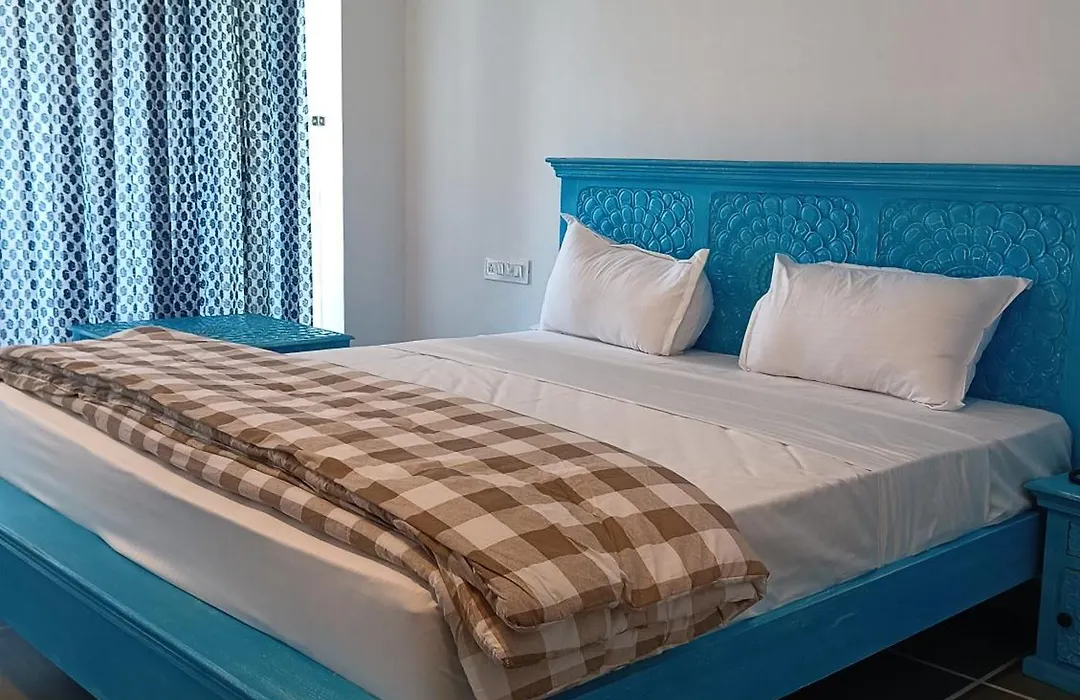 Hotel Mewari Villa Pure Veg-1