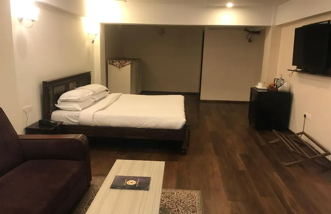 The Heritage Club - Tripura Castle Hotel And Spa-1