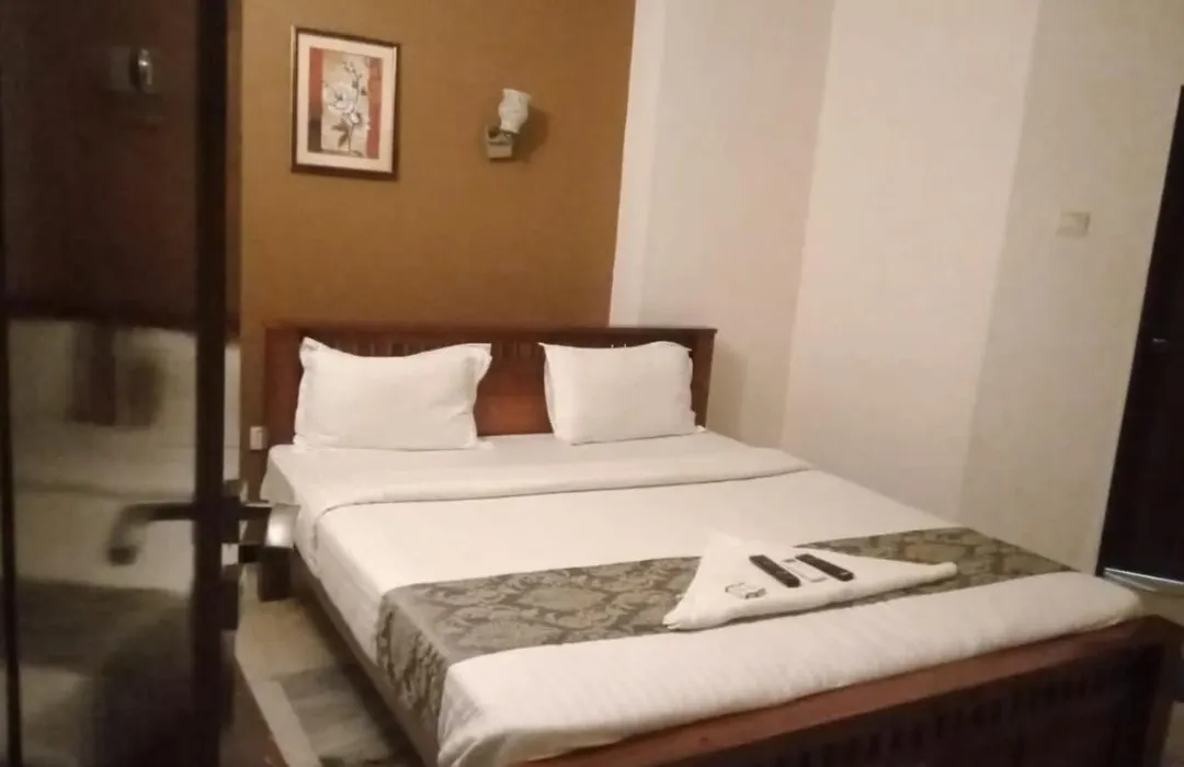 Le Grace Annasalai-1