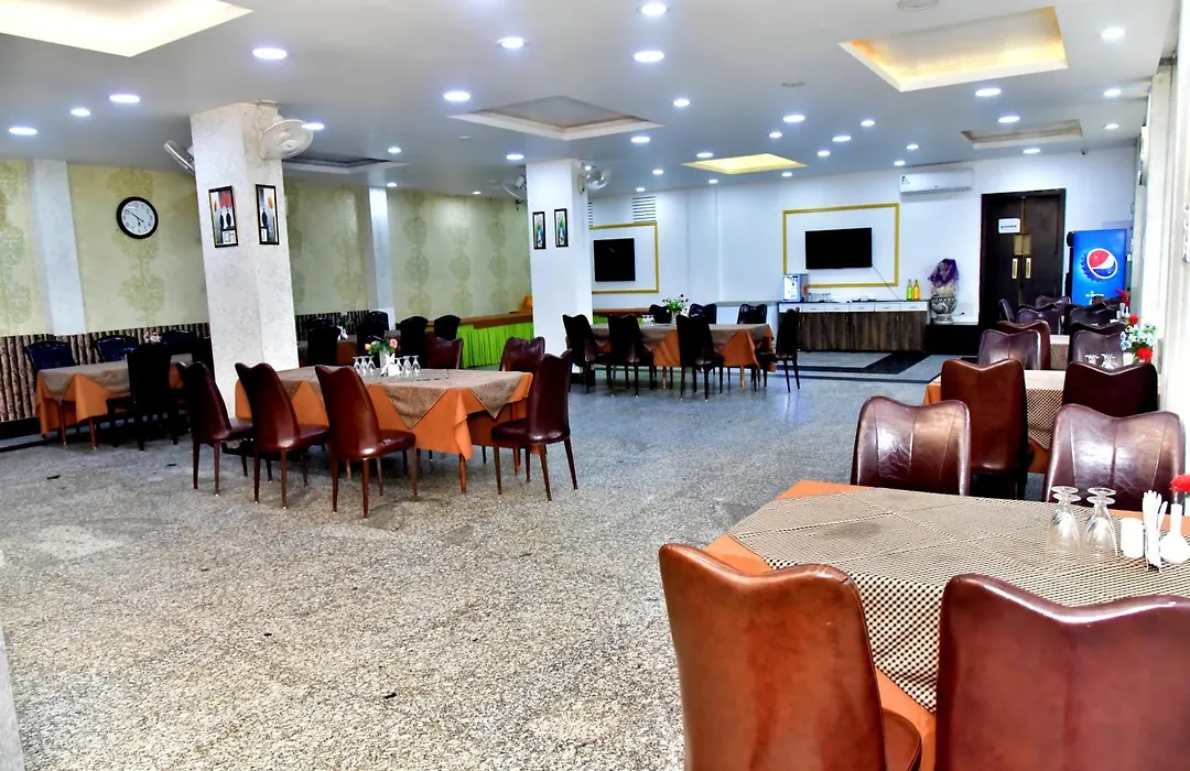 Hotel Suraj Palace-1