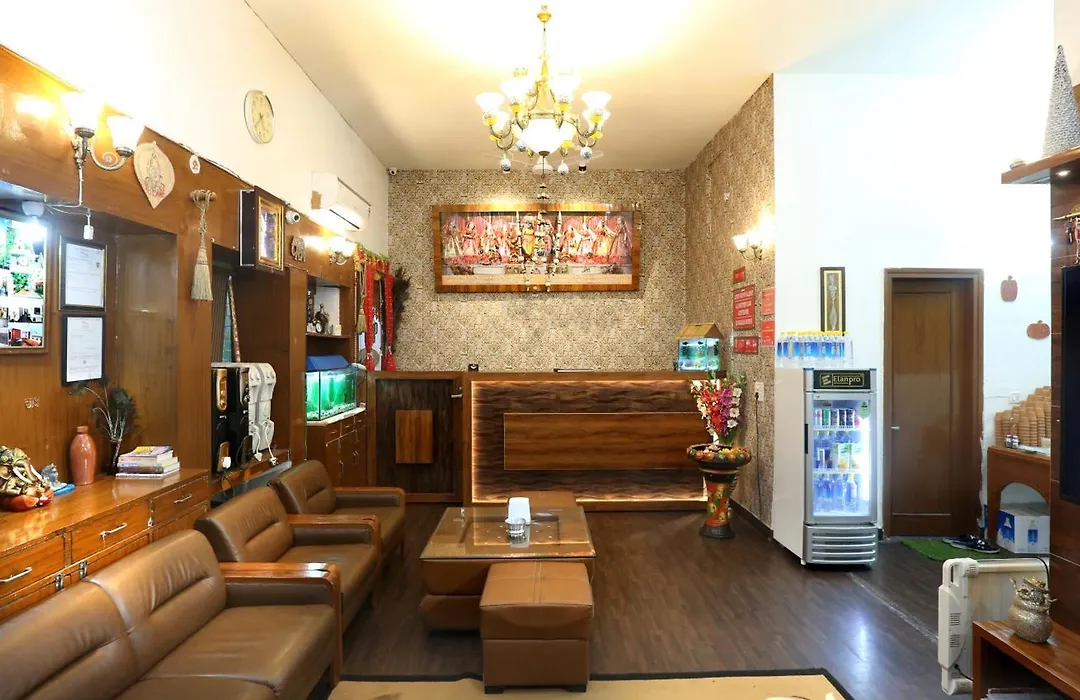 Golden Homestay-1
