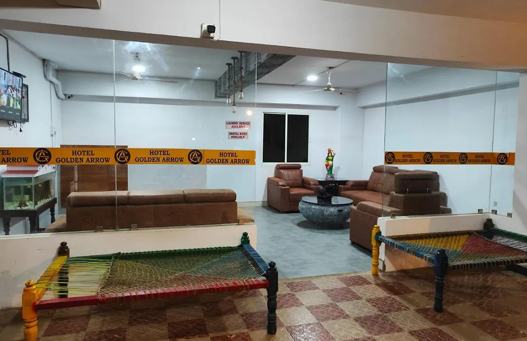 Hotel Golden Arrow-1