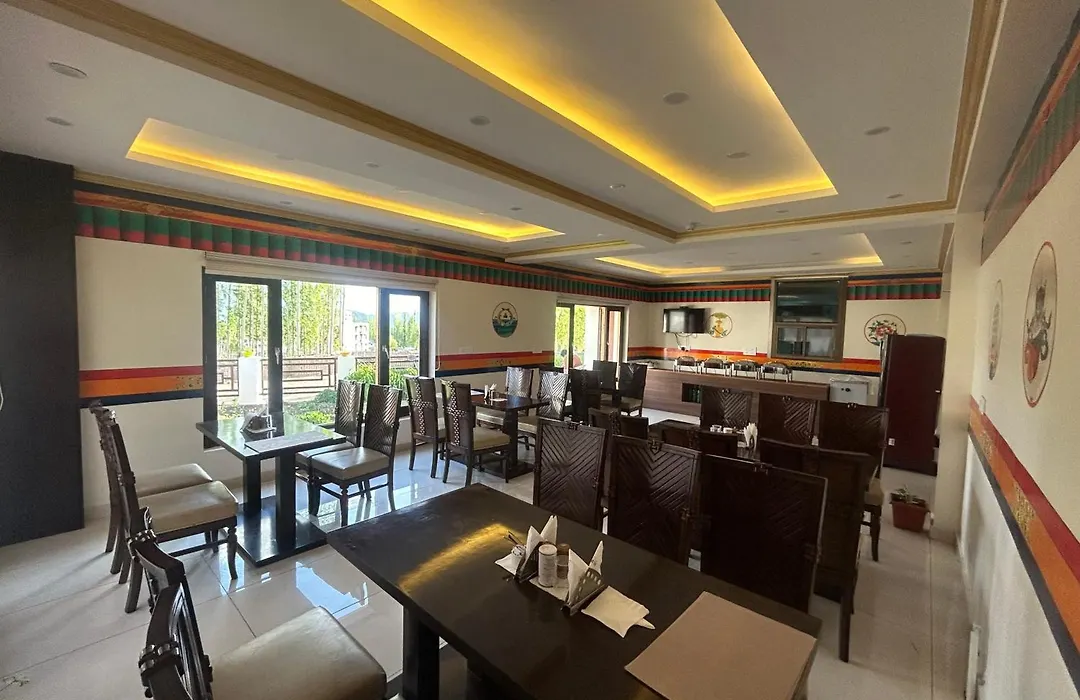 Hotel de borgo-1