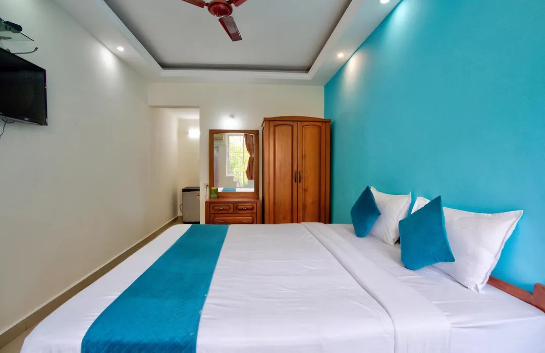 Candolim Beach Vaddo 15-1