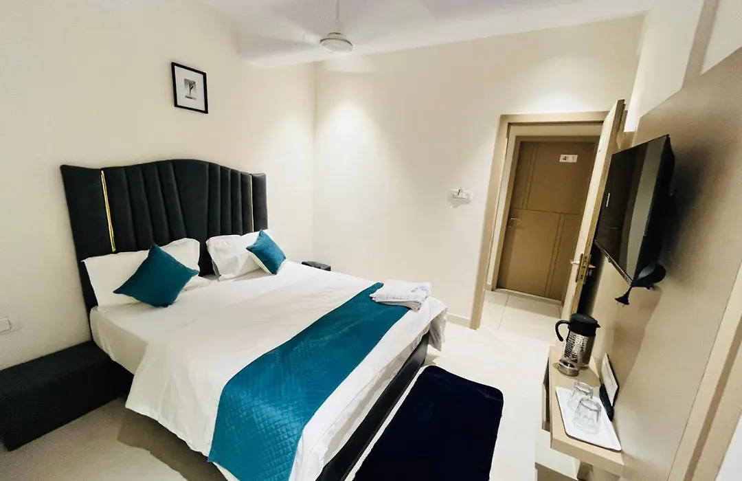 Hotel Royal Sky-1