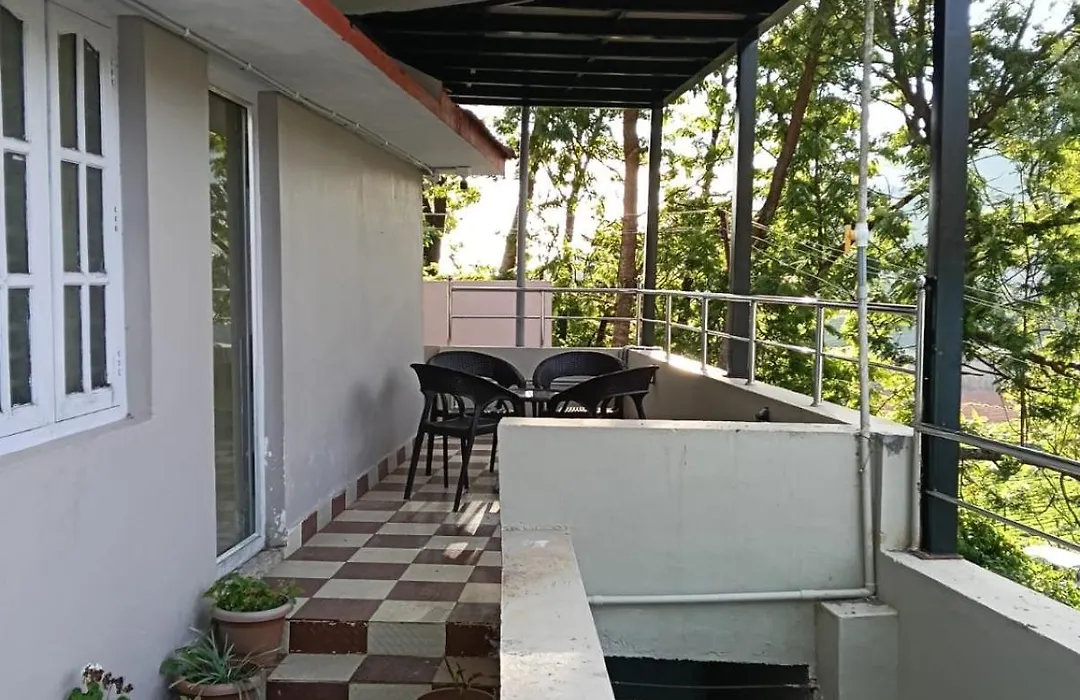 La Siesta-1