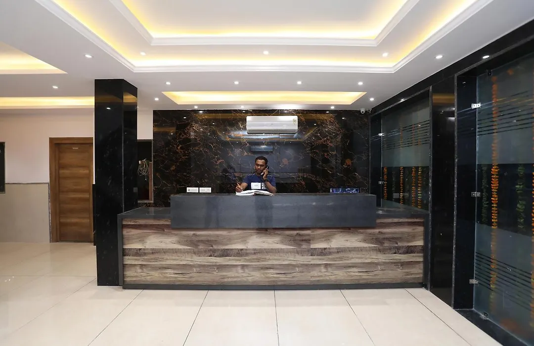 Hotel Ivy-1