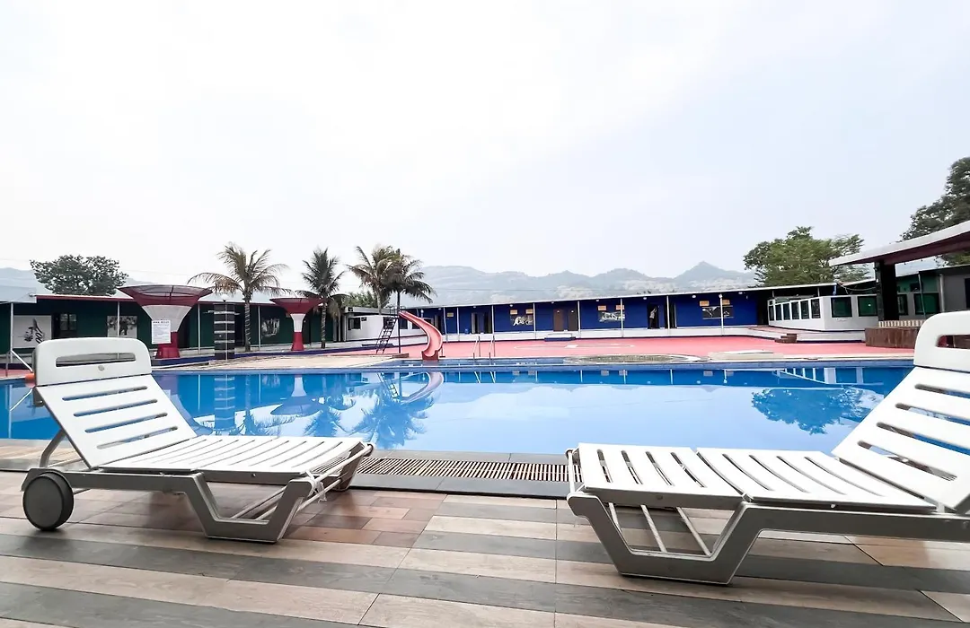 007 Universe Resorts And Spa-1