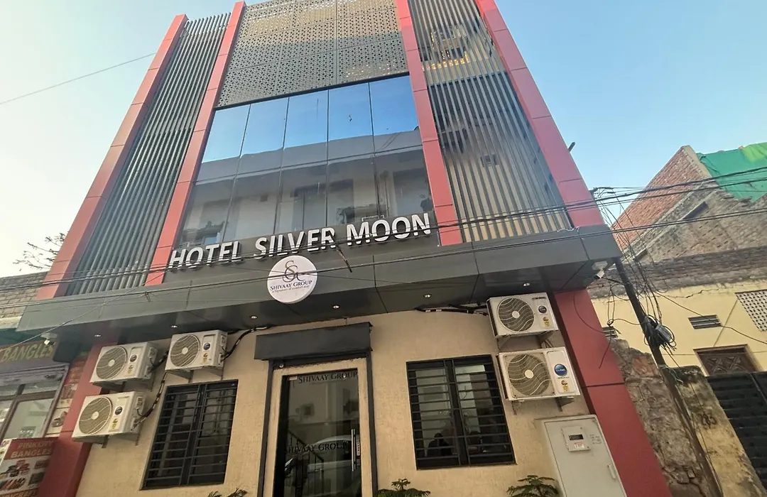 Hotel Silver Moon-200 Meter Jaipur Junction-1