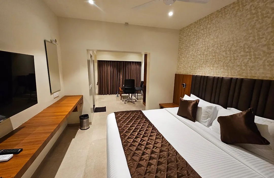 Hotel Pl Grand-1