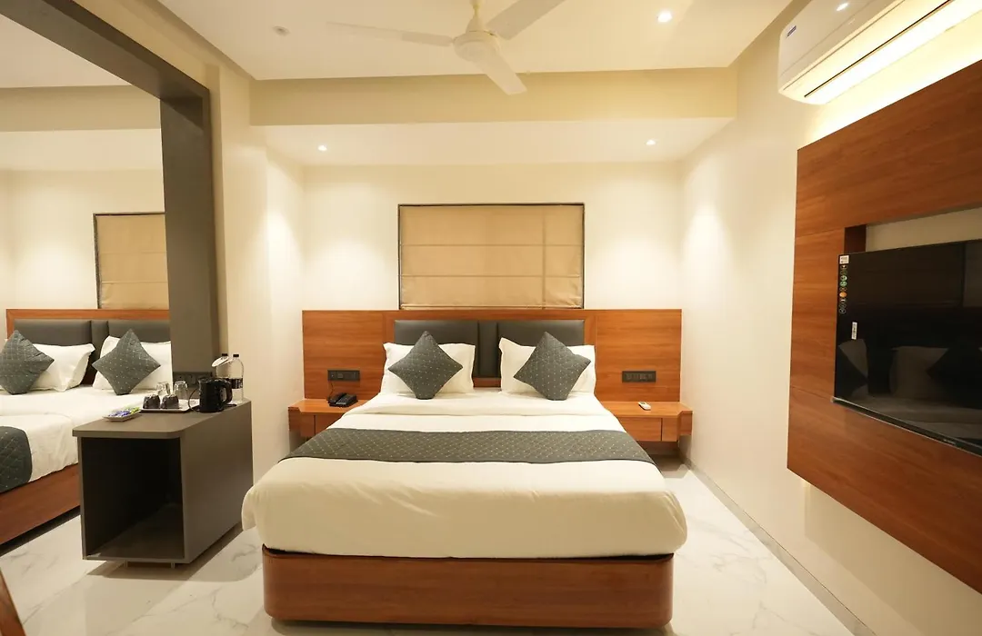 Hotel Sai Kamal-1