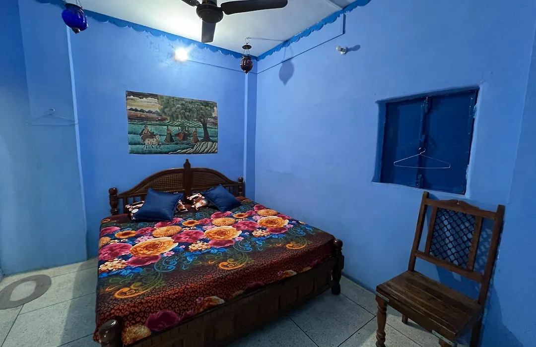 Cosy Guest House-1