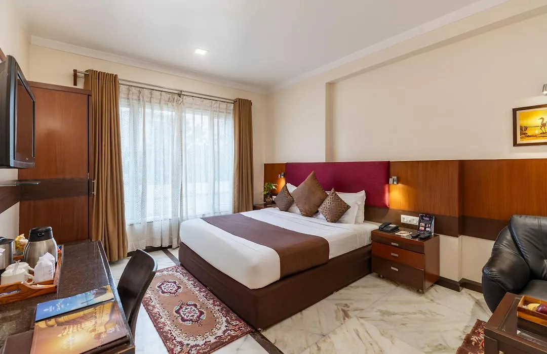 Amantra Comfort Hotel-1