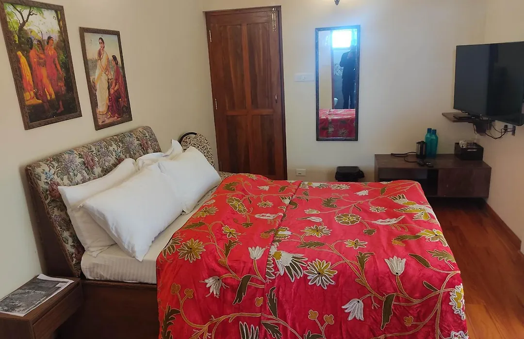 Habba Kadal Kashmiri Heritage Hotel & Hub-1