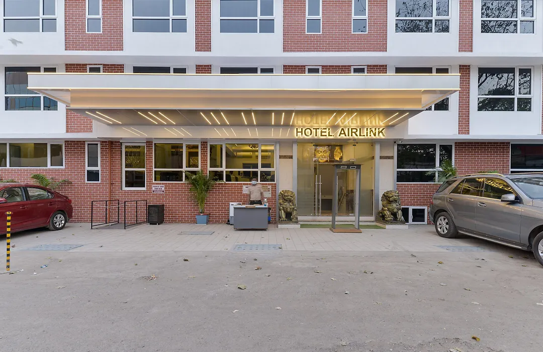 Hotel Airlink-1