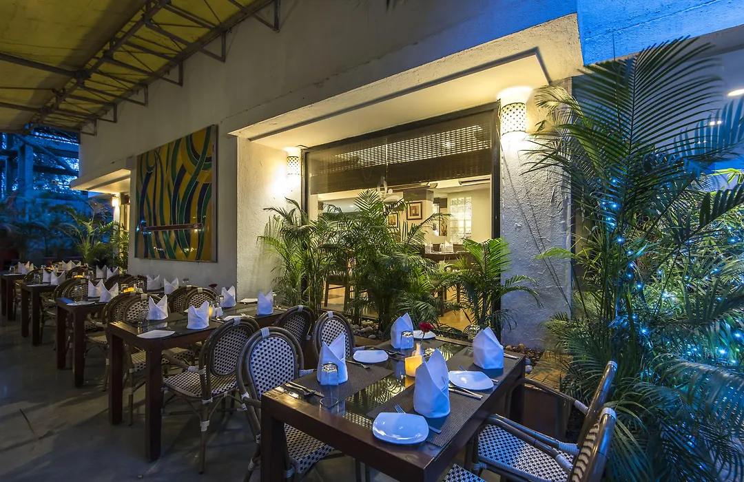 Hotel Park Central Koregaon Park-1