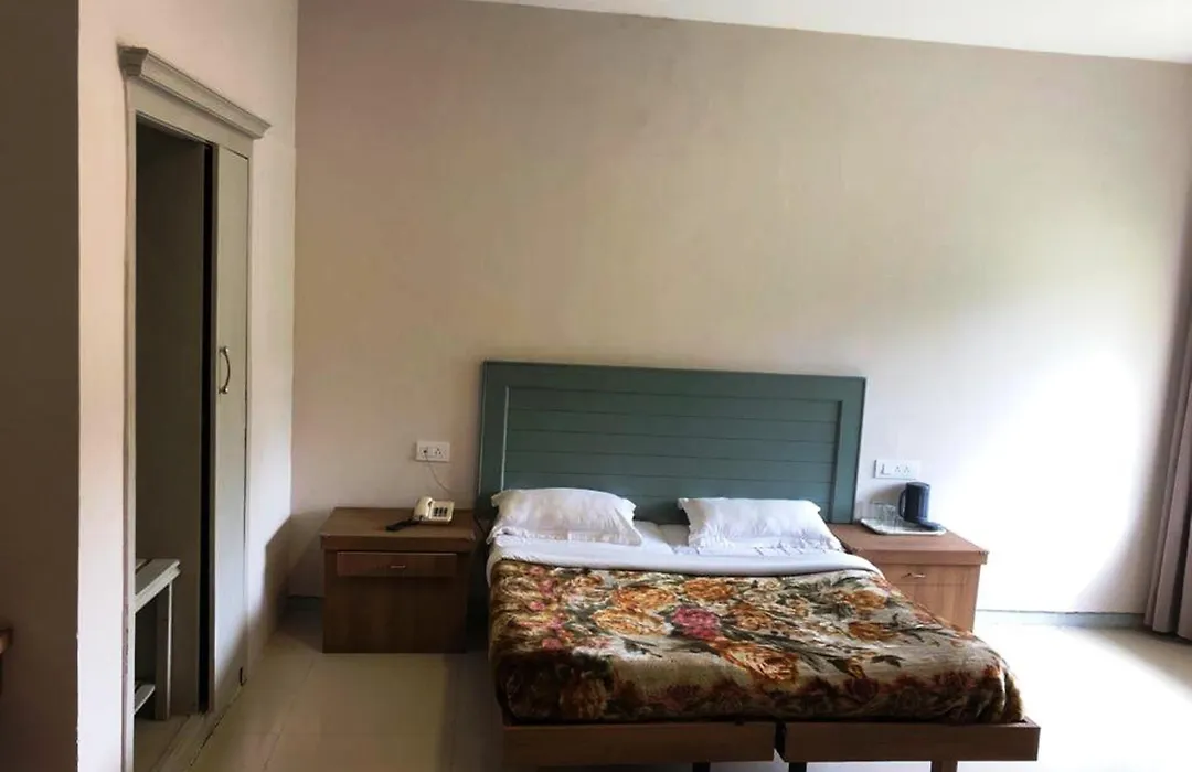 Hotel Preethi Palace-1