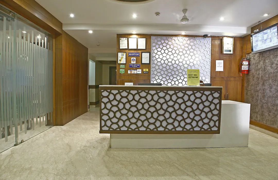 Hotel Emerald-1