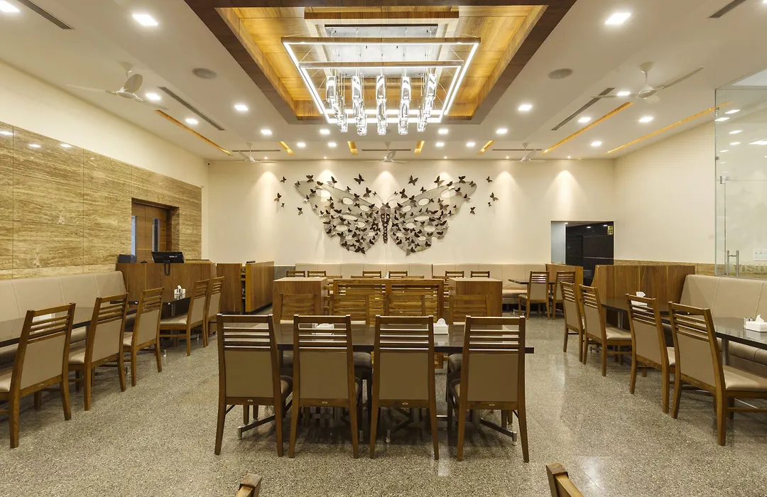 Hotel Silver Oak-1