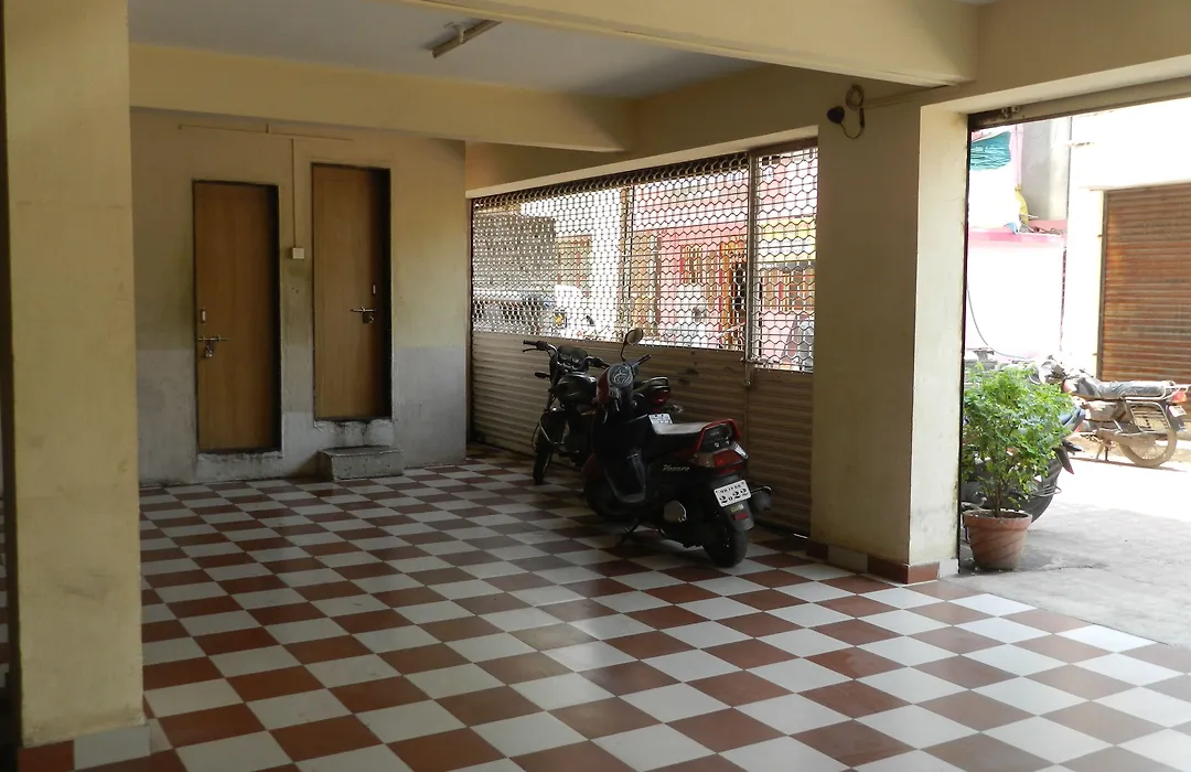 Hotel K Square-1