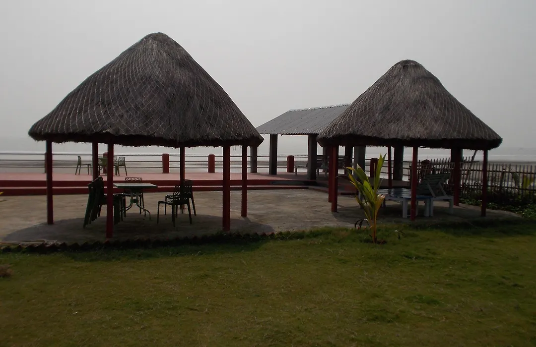 Arya Beach Resort-1