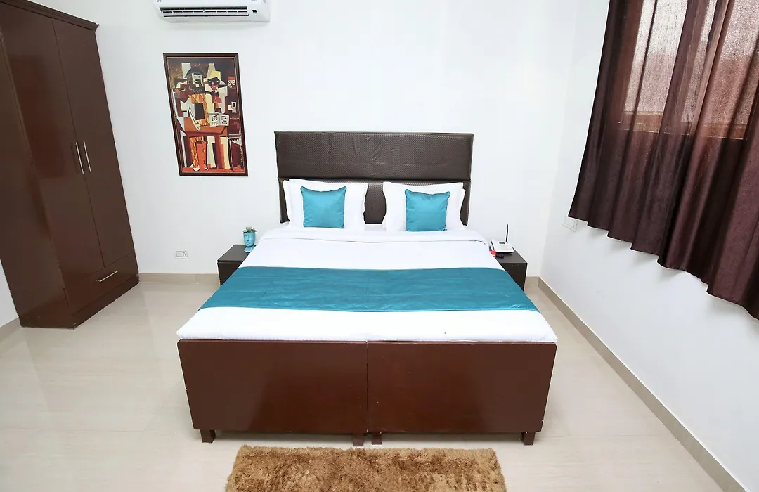 Oyo 14832 Hotel Rooftop-1