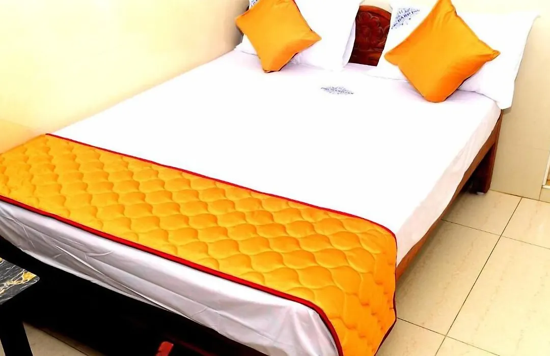 Hotel Orchard Inn-1