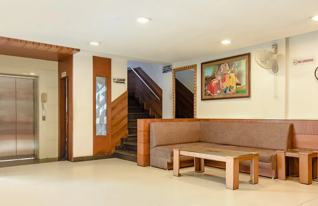 Treebo Red Petal Jalandhar-1