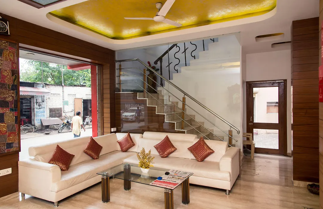 Hotel Gorbandh-1