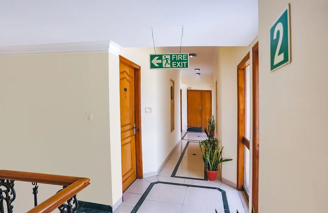 Fabhotel Altus - Dlf Cyberhub, Gurugram-1