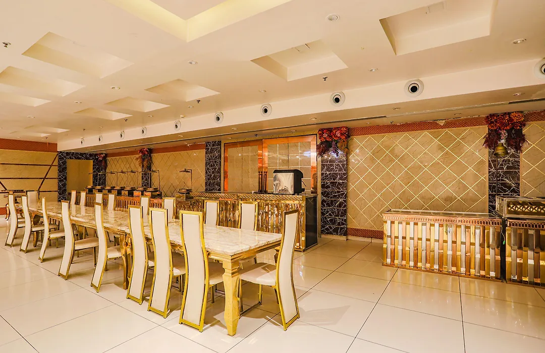 Fabhotel Kinsfolk-1