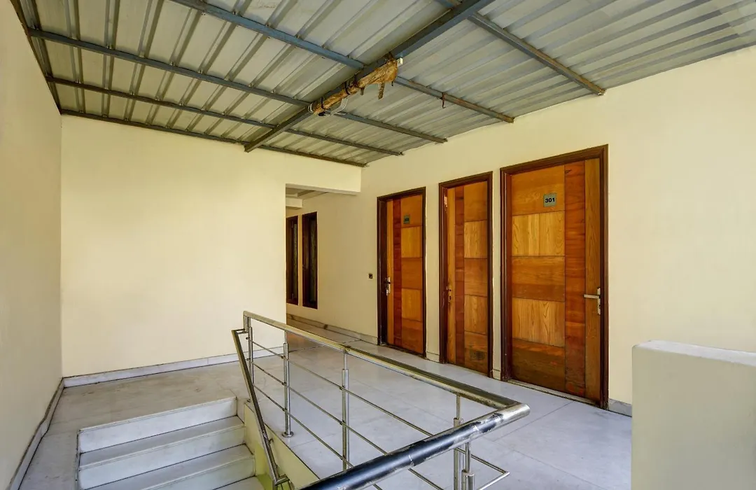 The Hotel Mohit - Near New Delhi Railway Station & Connaught Place-1
