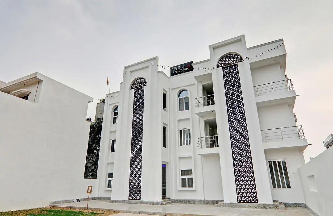 Super Collection O Yamuna Palace Near Gomti Riverfront Park-1
