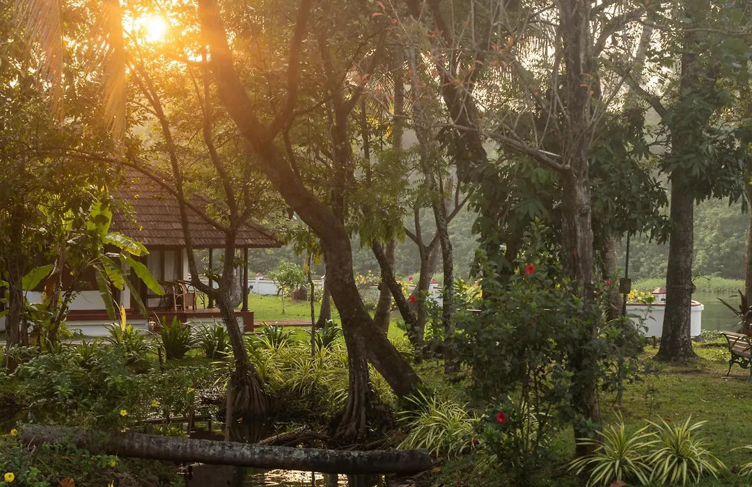 Coconut Lagoon Kumarakom - A Cgh Earth Experience-1