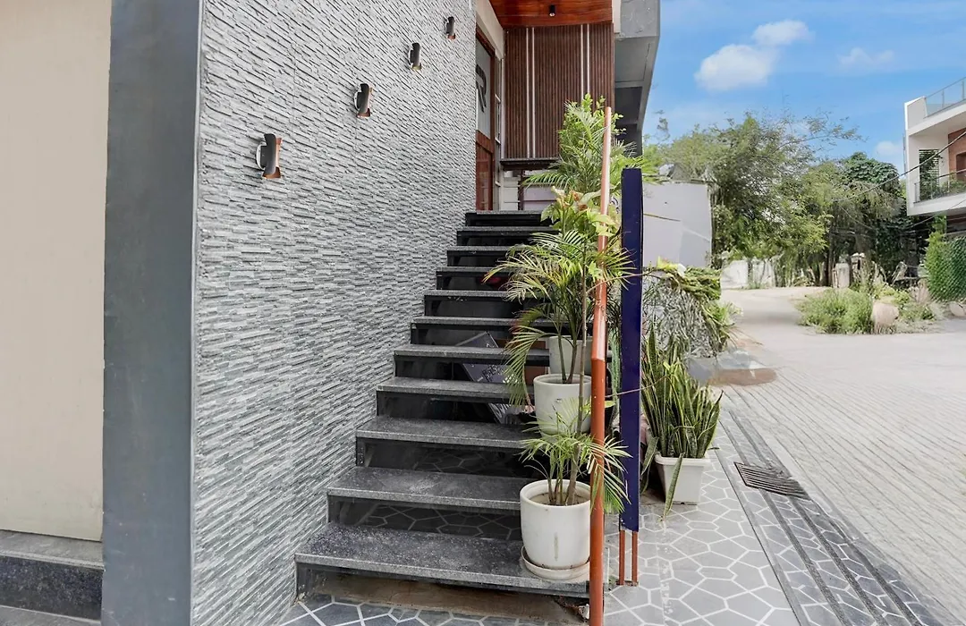 Townhouse Oak Arvindo Park Indira Nagar Formerly Rama Inn-1