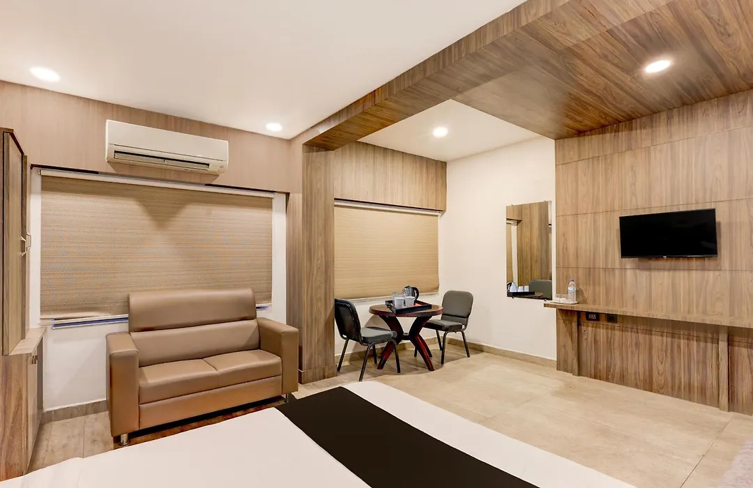 Super Townhouse V Hotel-1