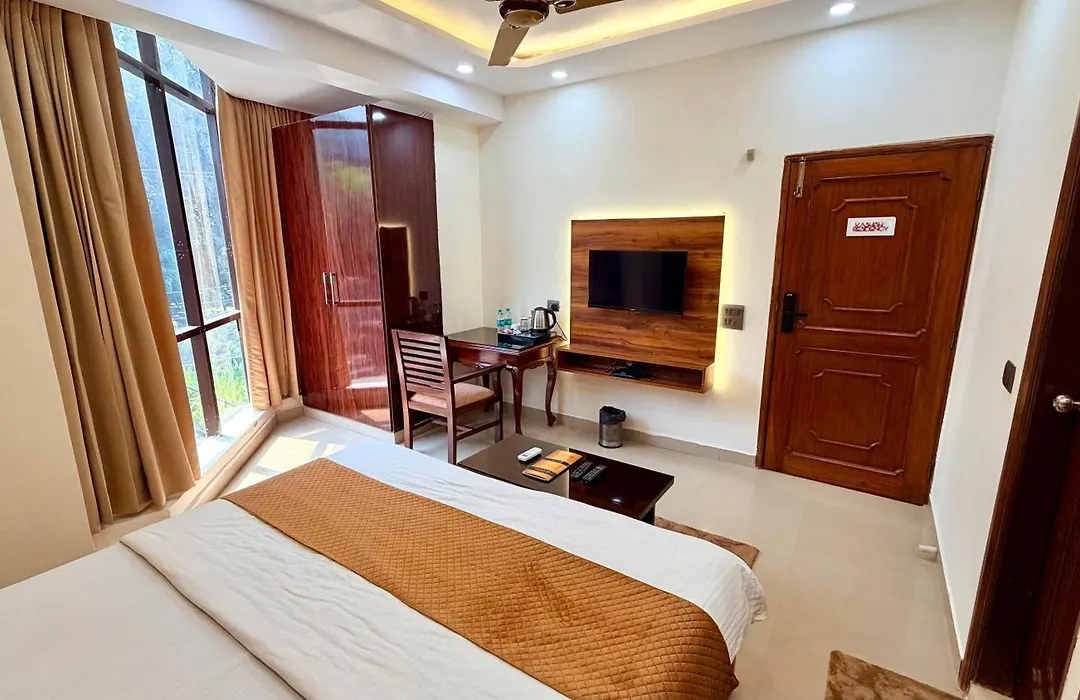 Kashish Residency - Premium Rooms-1