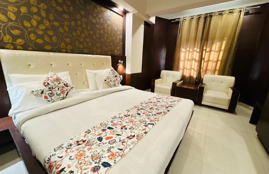 Hotel Ganga Aatitheyam-1